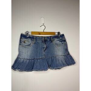 Y2K Mudd Denim Mini Skirt Size 11 waist meassures 32 inches